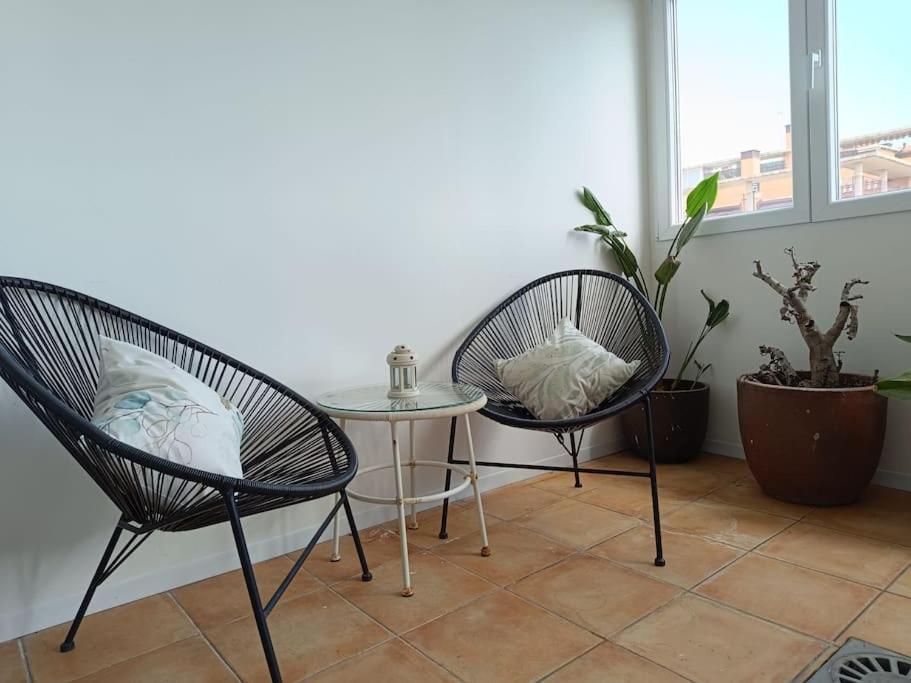 Spacious Studio By The University Сан-Висенте-дель-Распеч Экстерьер фото
