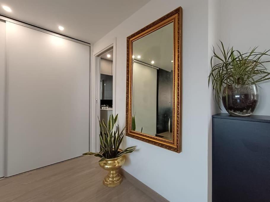 Spacious Studio By The University Сан-Висенте-дель-Распеч Экстерьер фото