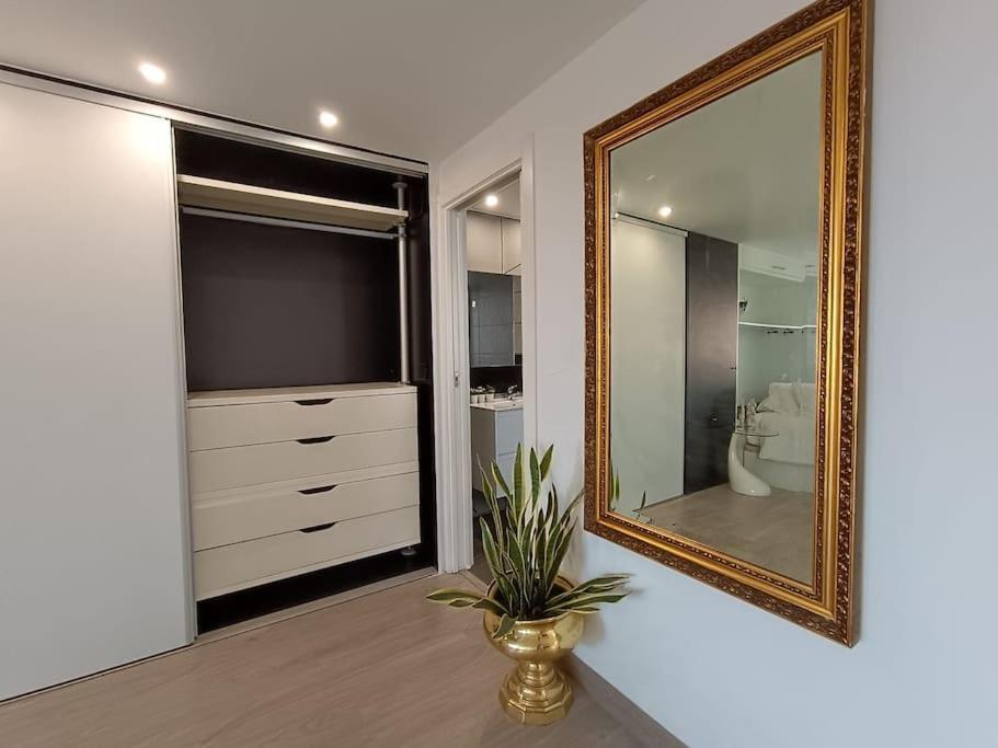 Spacious Studio By The University Сан-Висенте-дель-Распеч Экстерьер фото